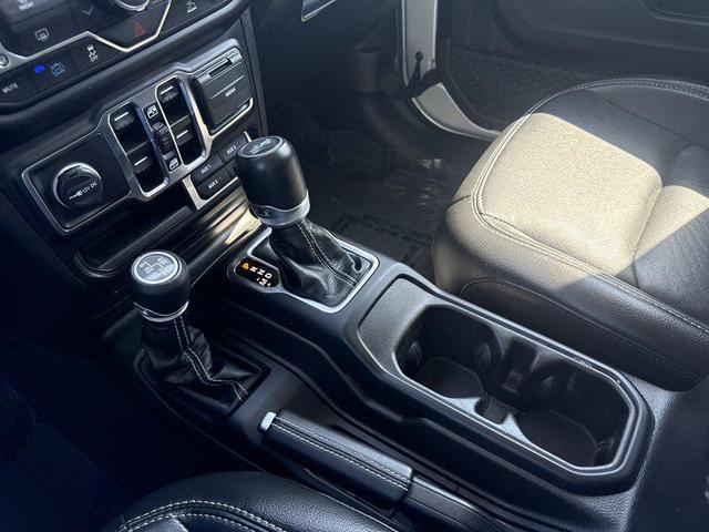 Photo of 2023 Silver Zynith Clearcoat Jeep Wrangler 4xe
