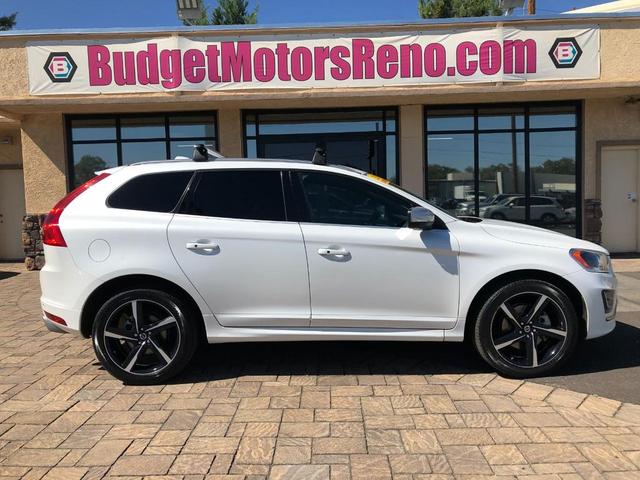 Photo of 2015 Crystal White Pearl Volvo XC60