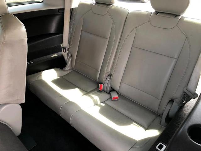 Photo of 2016 Graphite Luster Metallic Acura MDX