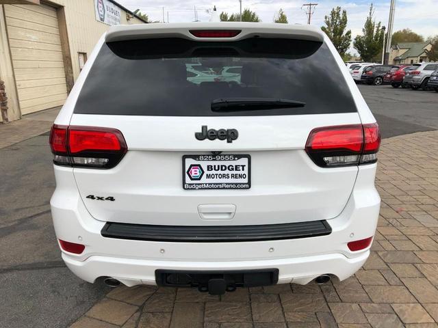 Photo of 2015 Bright White Clearcoat Jeep Grand Cherokee