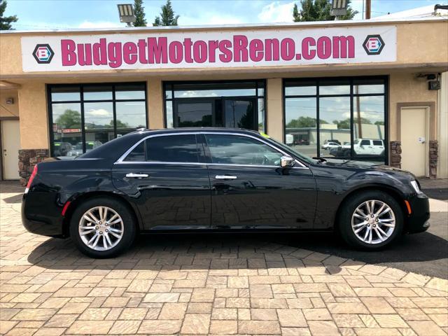 2017 Chrysler 300C
