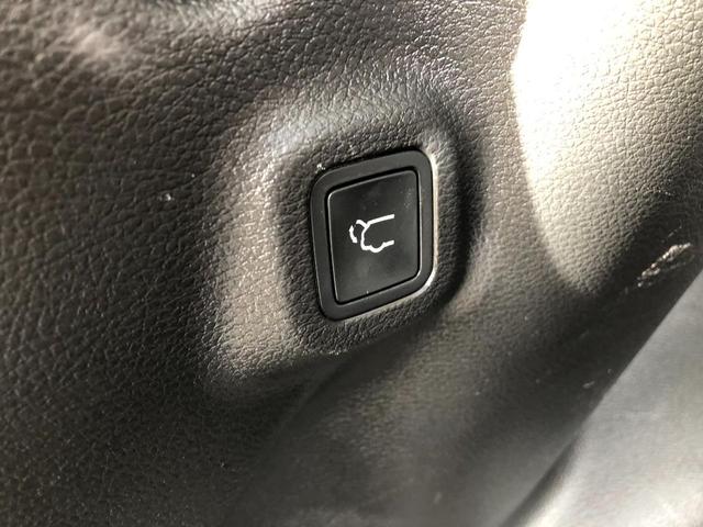 Photo of 2018 Gray Jeep Compass