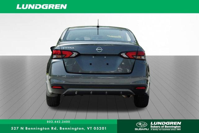 Photo of 2023 Gun Metallic Nissan Versa