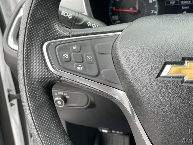 Photo of 2019 Summit White Chevrolet Equinox