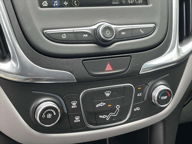 Photo of 2019 Summit White Chevrolet Equinox