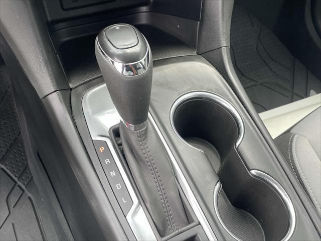 Photo of 2019 Summit White Chevrolet Equinox