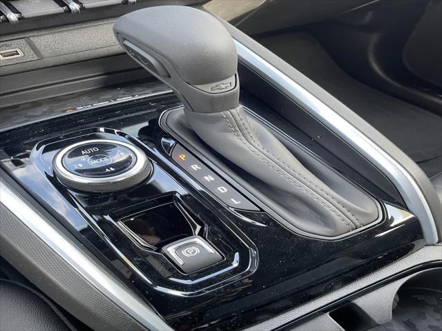 Photo of 2025 Sterling Gray Metallic Chevrolet Colorado