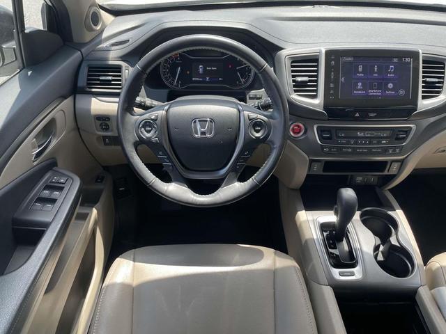 Photo of 2018 White Diamond Pearl Honda Pilot