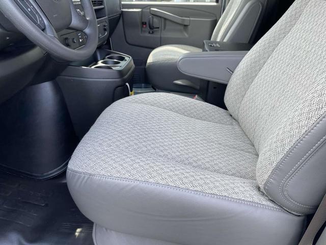 Photo of 2025 Summit White Chevrolet Express 2500
