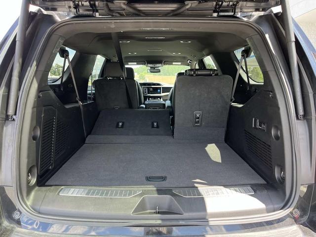 Photo of 2023 Onyx Black GMC Yukon XL