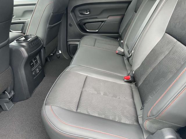 Photo of 2024 Glacier White Nissan Titan