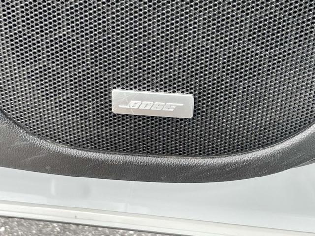 Photo of 2023 Summit White GMC Acadia