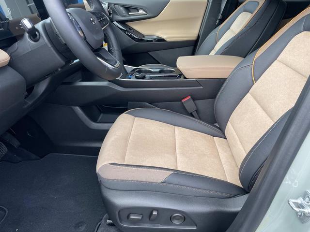 Photo of 2026 Cacti Green Chevrolet Equinox