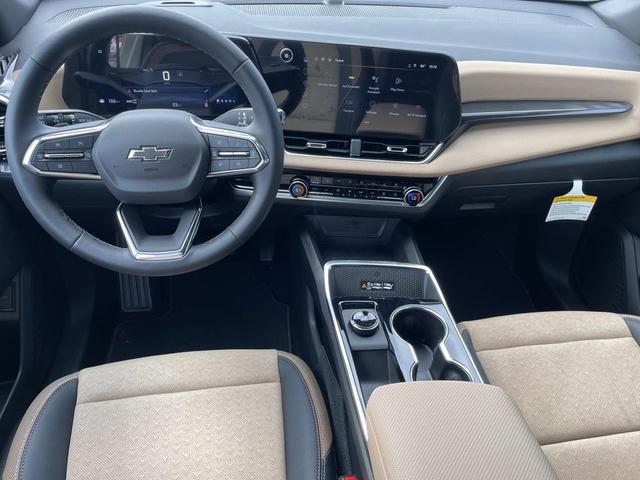 Photo of 2026 Cacti Green Chevrolet Equinox