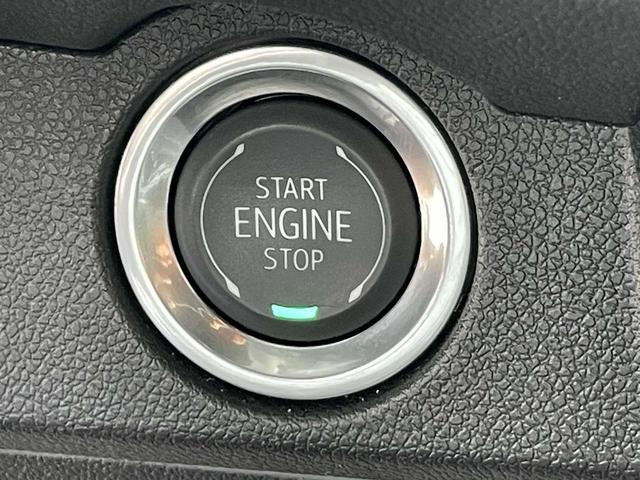 Photo of 2024 Mosaic Black Metallic Chevrolet Traverse