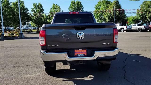 Photo of 2022 Granite Crystal Metallic Clearcoat RAM 2500