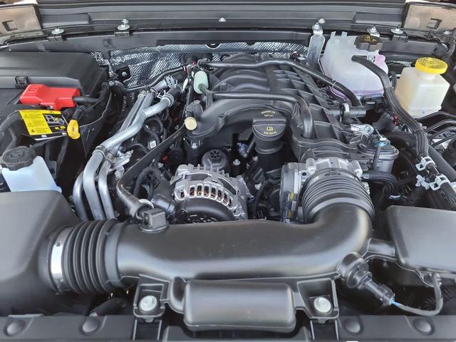 Photo of 2025 Black Clearcoat Jeep Gladiator