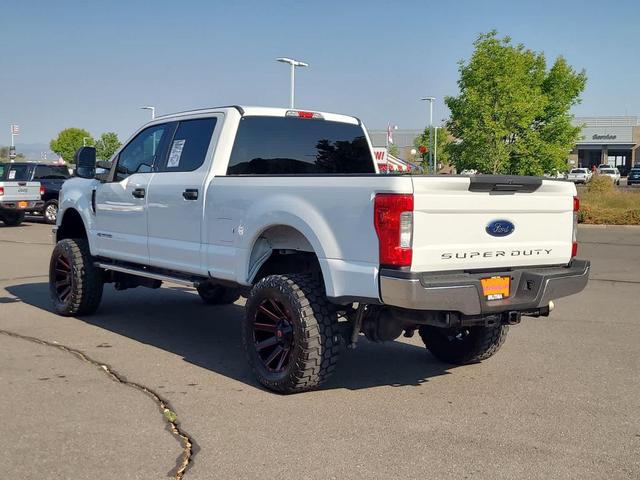 Photo of 2018 Oxford White Ford F-250