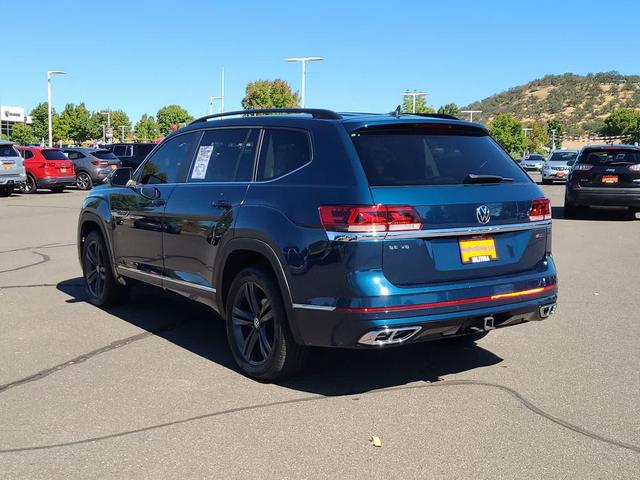 Photo of 2021 Tourmaline Blue Metallic Volkswagen Atlas