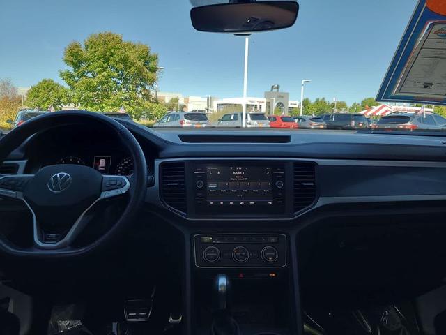 Photo of 2021 Tourmaline Blue Metallic Volkswagen Atlas