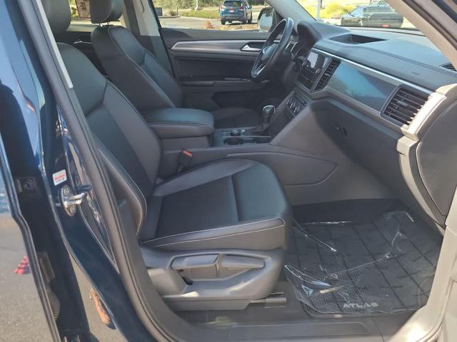Photo of 2021 Tourmaline Blue Metallic Volkswagen Atlas