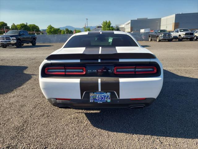 Photo of 2018 White Knuckle Clearcoat Dodge Challenger