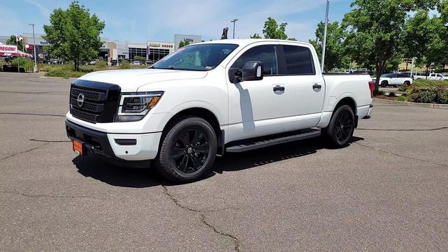 Photo of 2024 Glacier White Nissan Titan