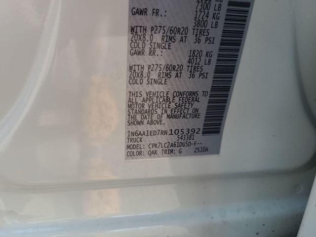 Photo of 2024 Glacier White Nissan Titan