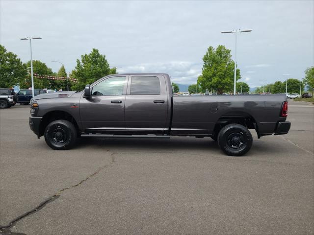 Photo of 2025 Granite Crystal Metallic Clearcoat RAM 2500