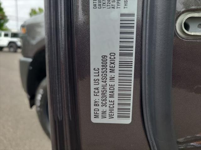 Photo of 2025 Granite Crystal Metallic Clearcoat RAM 2500