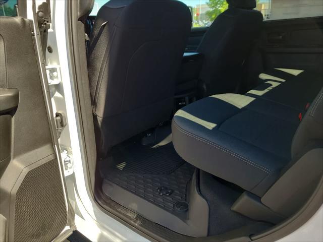 Photo of 2025 Bright White Clearcoat RAM 2500