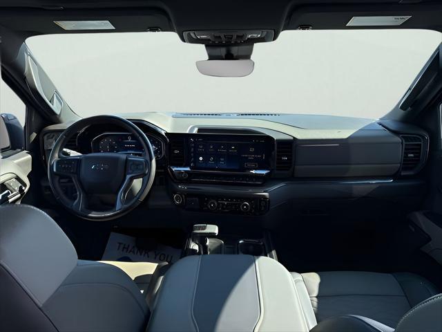 Photo of 2023 Glacier Blue Metallic Chevrolet Silverado 1500