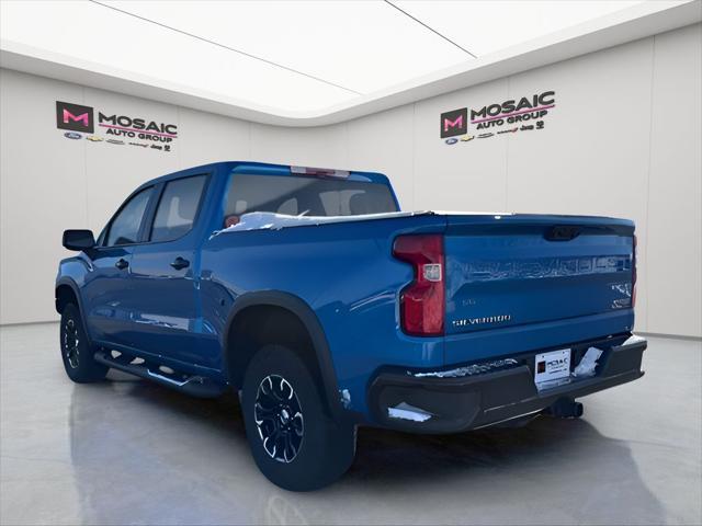 Photo of 2023 Glacier Blue Metallic Chevrolet Silverado 1500