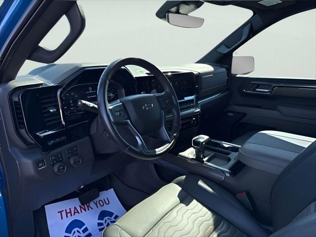 Photo of 2023 Glacier Blue Metallic Chevrolet Silverado 1500