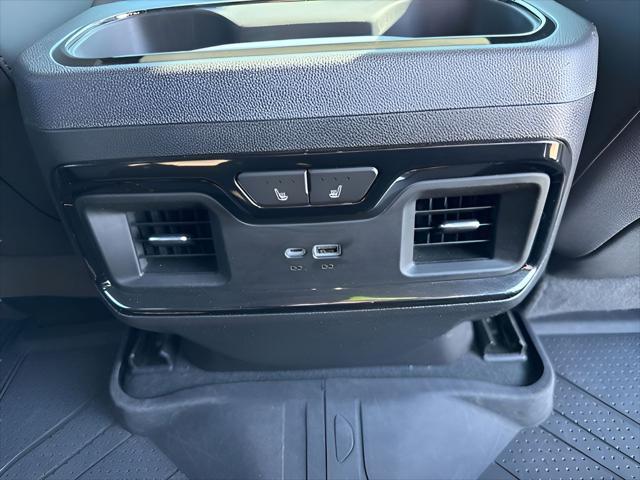 Photo of 2023 Glacier Blue Metallic Chevrolet Silverado 1500