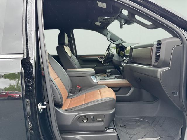 Photo of 2023 Black Chevrolet Silverado 1500