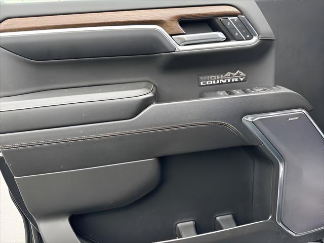 Photo of 2023 Black Chevrolet Silverado 1500