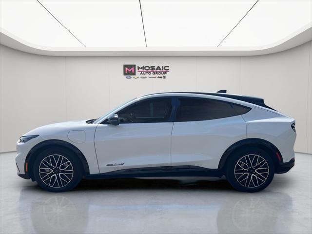 Photo of 2024 White Metallic Ford Mustang Mach-E