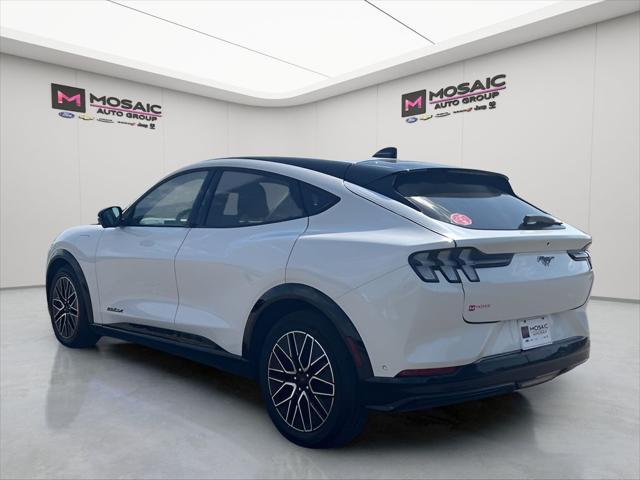 Photo of 2024 White Metallic Ford Mustang Mach-E