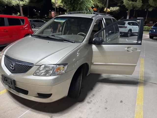 Photo of 2003 Shimmering Sand Metallic Mazda MPV