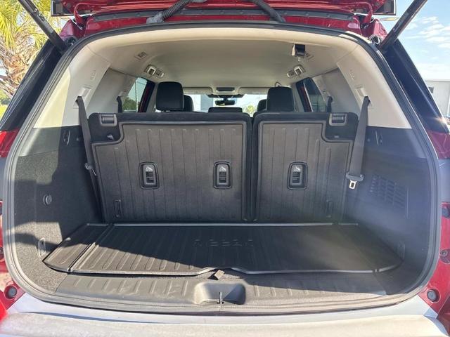 Photo of 2024 Scarlet Ember Nissan Pathfinder