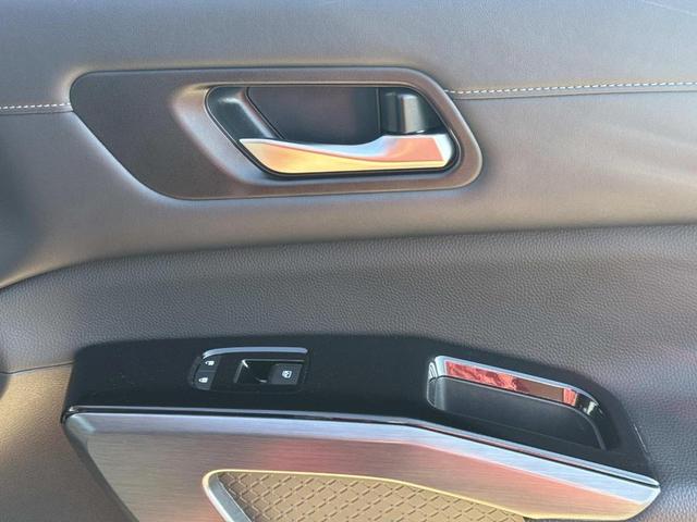 Photo of 2024 Scarlet Ember Nissan Pathfinder
