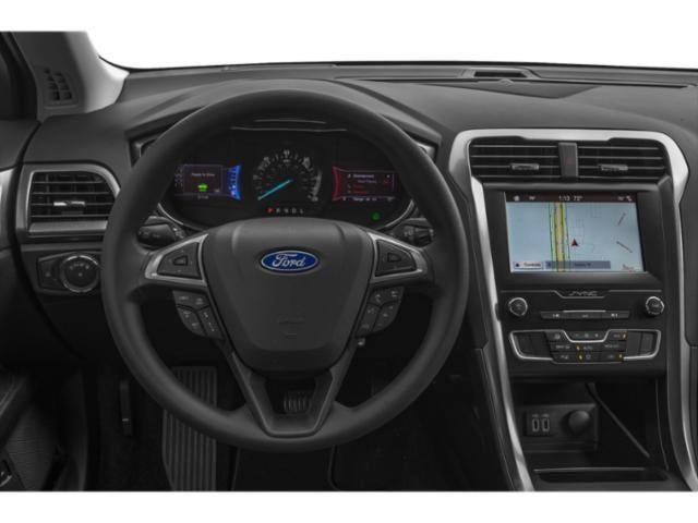 Photo of 2019 Gray Ford Fusion Hybrid