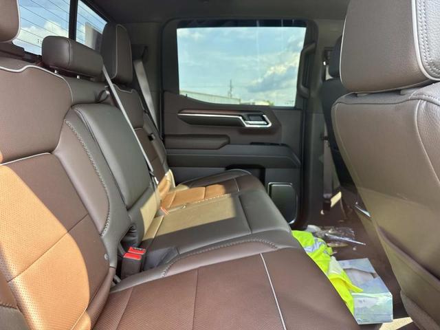 Photo of 2024 Red GMC Sierra 1500