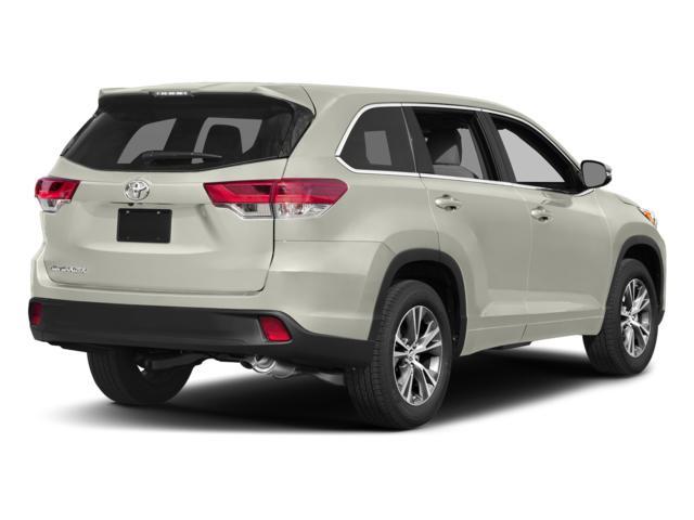 Photo of 2017 White Toyota Highlander