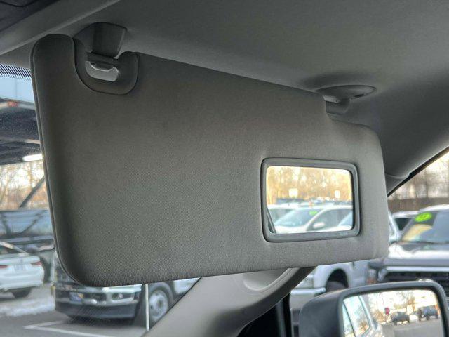 Photo of 2022 Bright White Clearcoat RAM 1500