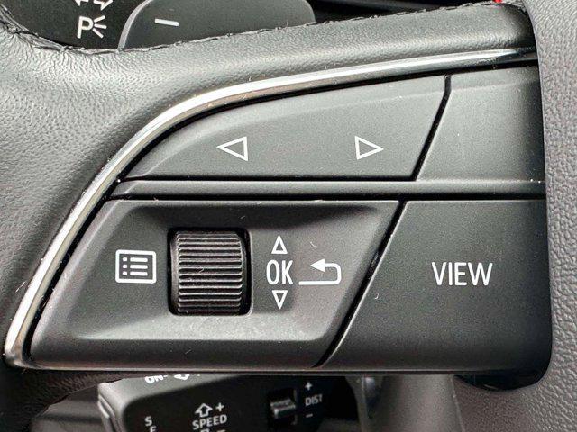 Photo of 2023 Carrara White Audi Q8