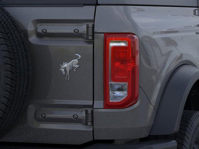Photo of 2025 Carbonized Gray Metallic Ford Bronco