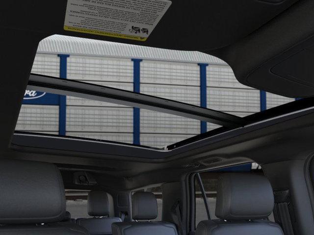 Photo of 2025 Space Silver Metallic Ford Expedition
