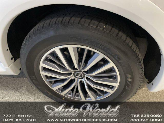 Photo of 2022 Aspen White TriCoat Pearl Nissan Armada